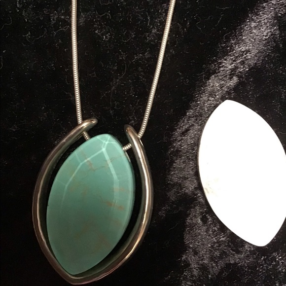 Necklace - Picture 2 of 3